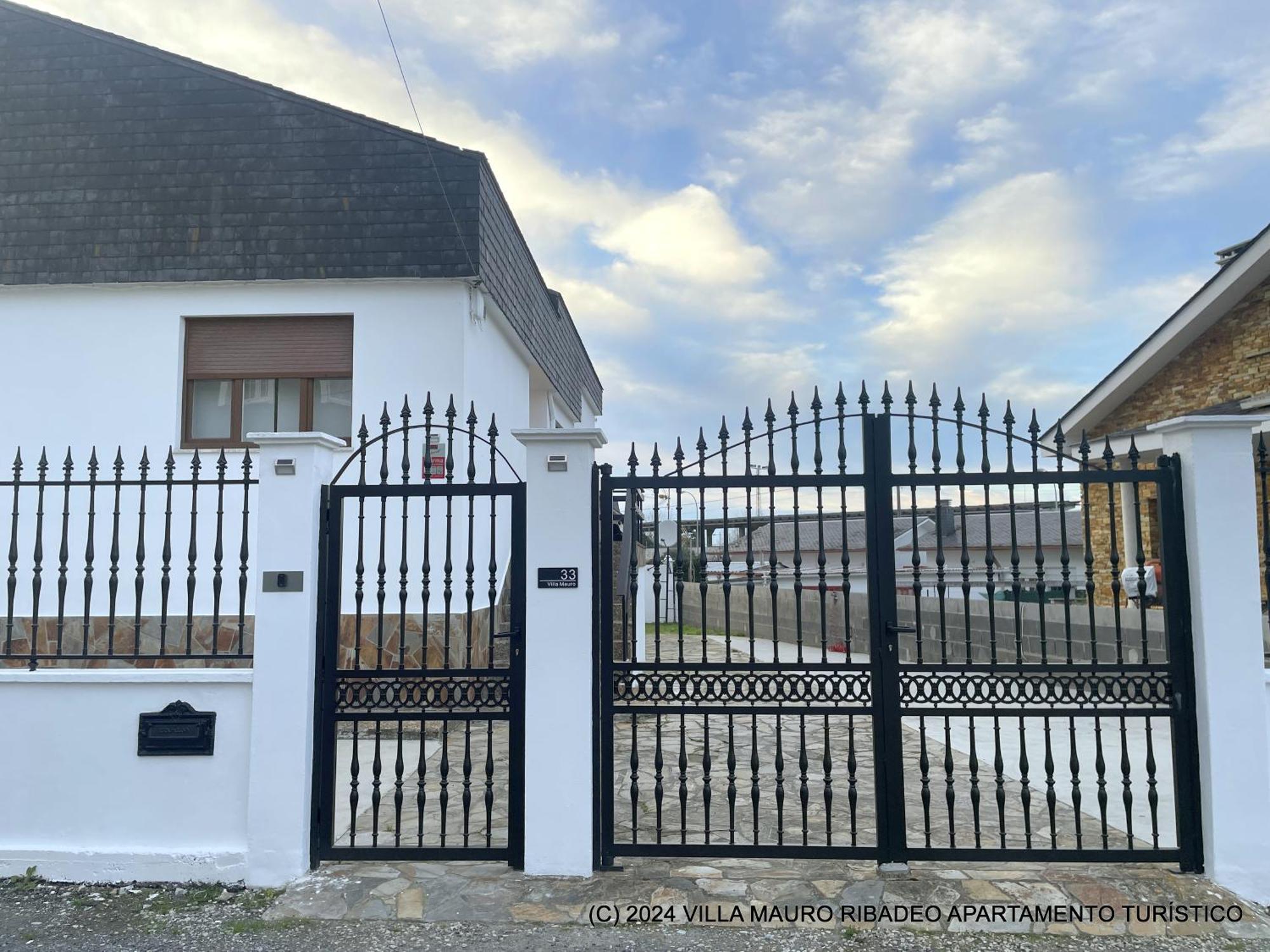 Villa Mauro Ribadeo Apartamento Turistico Exterior photo